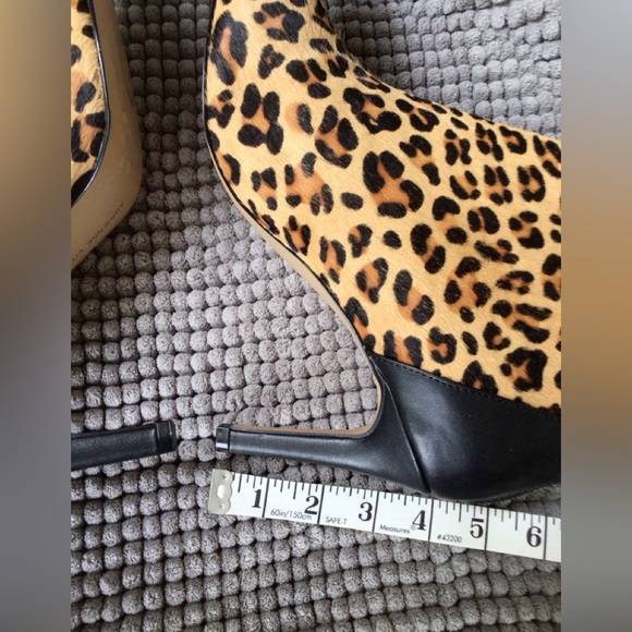 Adrienne Vittadini leopard boots Size 10 NEW - Picture 3 of 6
